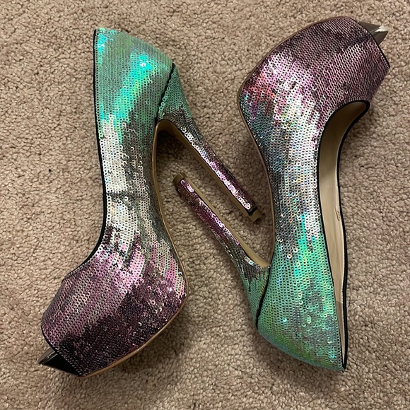 Women’s Enzo Angiolini 5 1/2 inch heels - Picture 2 of 8